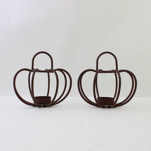 Lot Of 2 Unbranded Matching Metal Pumpkin Shaped Tea Light Candle Holders 5.75"