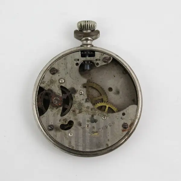 Vintage Ingersoll Yankee Pocket Watch For PARTS or REPAIR