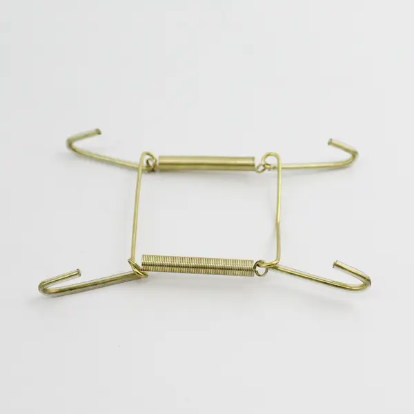 Lot of 16 Brass Wire Spring  Plate Hangers Holders Fit Up To Size 8" Plates 