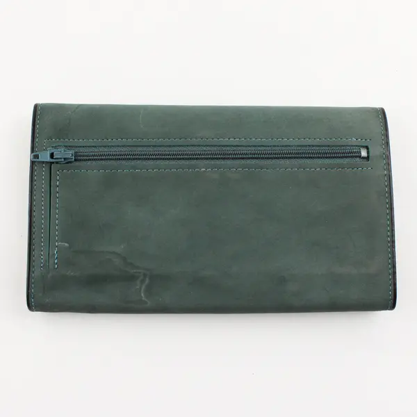 Amity Genuine Leather Long Wallet Green Women's