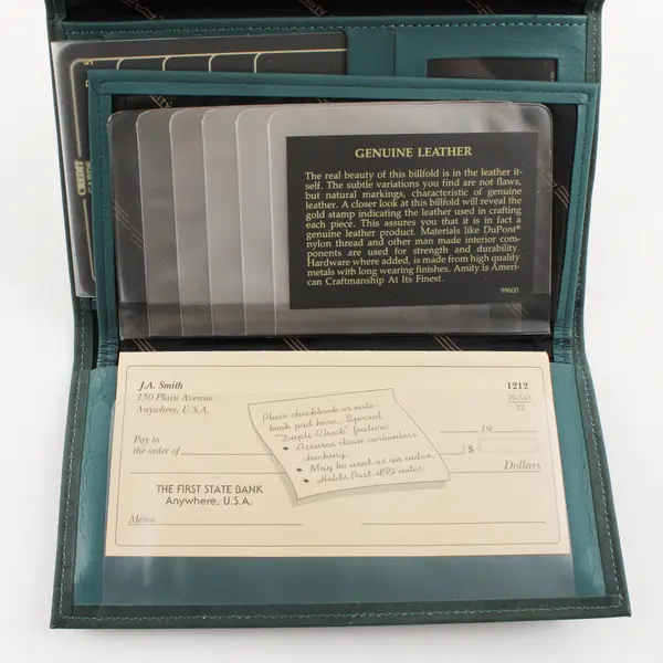 Amity Genuine Leather Long Wallet Green Women's