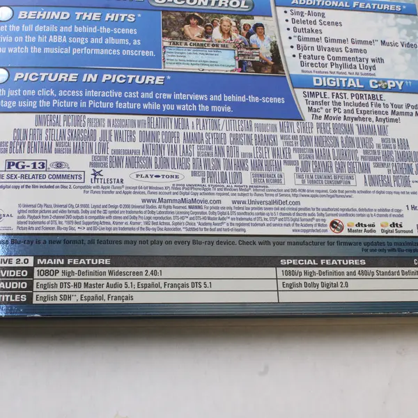 Mamma Mia! Blu-ray 2008 2-Disc Set + Booklet Sing-Along Edition