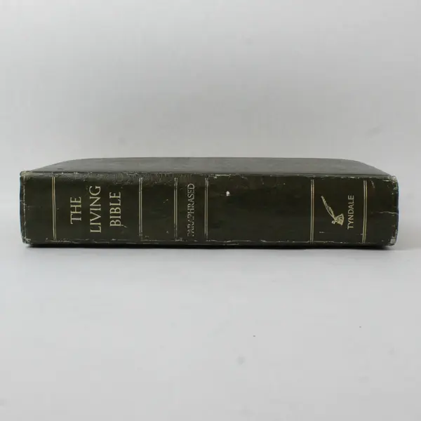 Vintage The Living Bible Paraphrased 1971 Green Hardcover 