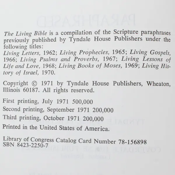 Vintage The Living Bible Paraphrased 1971 Green Hardcover 