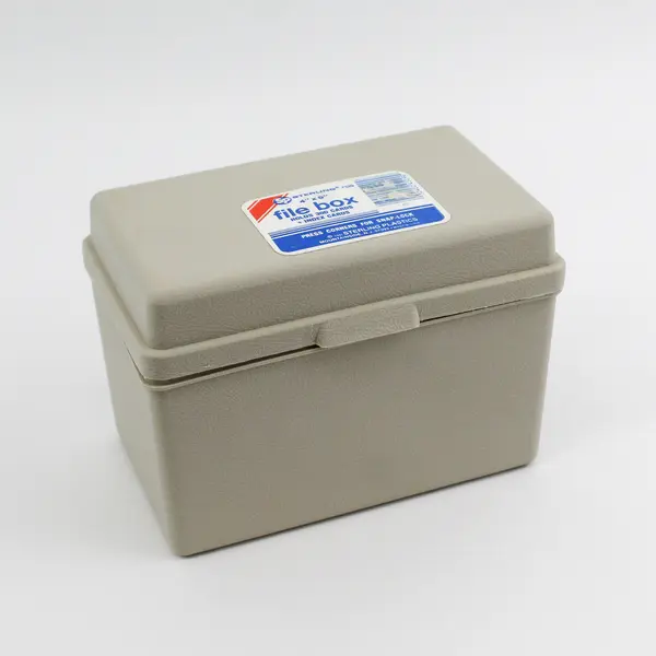 Vintage Sterling Plastic 4 x 6in Index Card File Box 1981 Beige No. 529 USA
