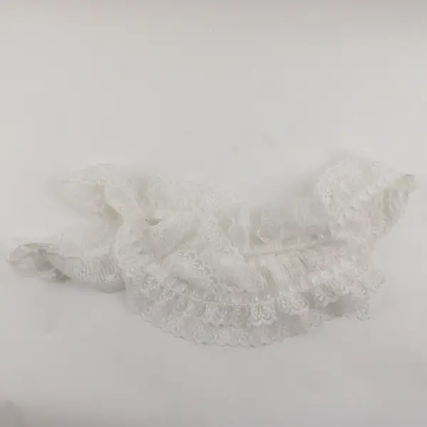 Mixed Lot of Red Linen Square Trim, Red Yarn & White Lace - Sewing