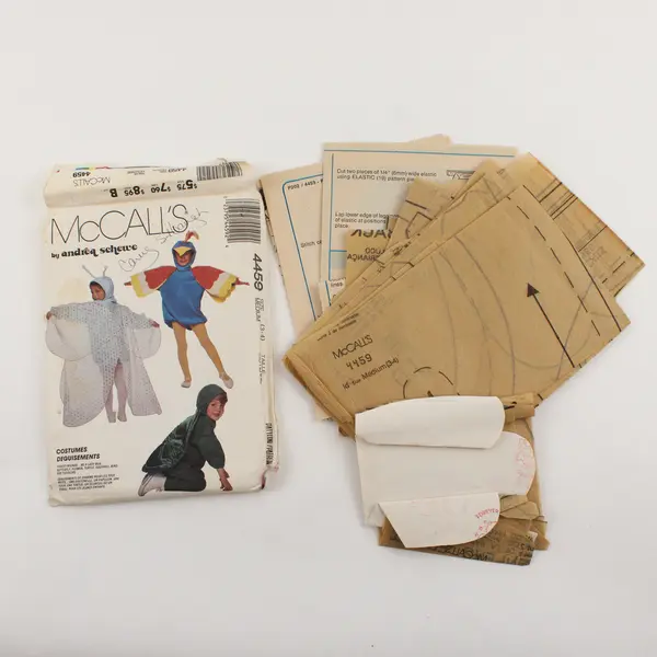 Lot of 2 McCall's Children's Sewing Patterns 8574 & 4459 Med 3-4