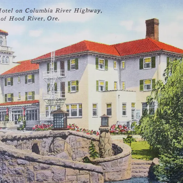 Columbia Gorge Hotel Hood River Oregon Litho Postcard Columbia River Highway
