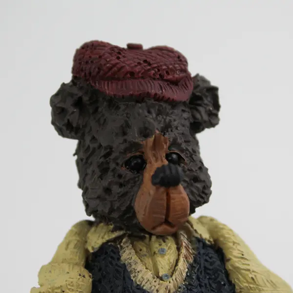 1997 Shelly Bears & Co.L.E. Heartfelt Collectibles “Frustrated Golfer” Figurine