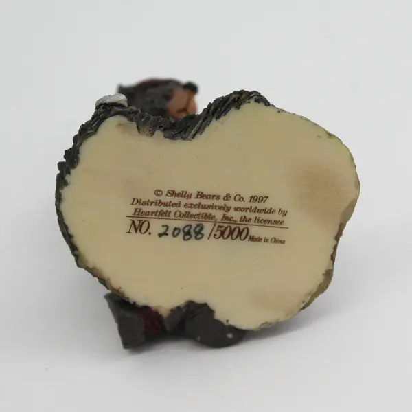 1997 Shelly Bears & Co.L.E. Heartfelt Collectibles “Frustrated Golfer” Figurine