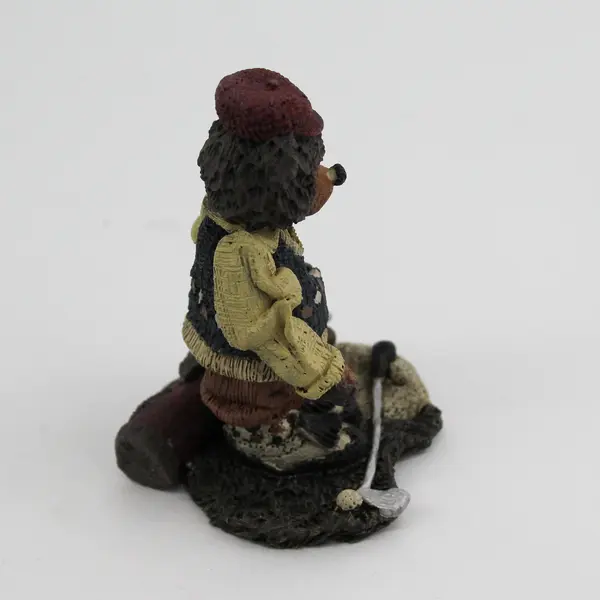 1997 Shelly Bears & Co.L.E. Heartfelt Collectibles “Frustrated Golfer” Figurine