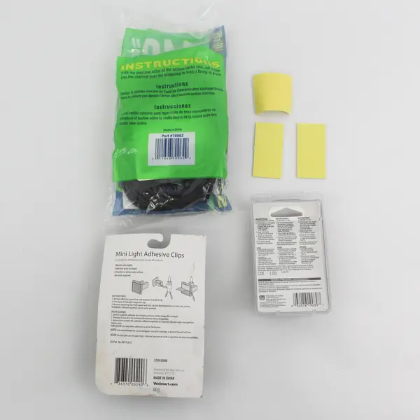 Black Screen Spline .140 Dia 25ft w/ Wire Connectors & Light Clips