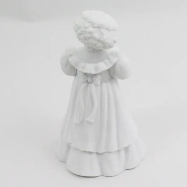 2000 Dept 56 Silhouette Treasures Roses And Lace Figurine 78621