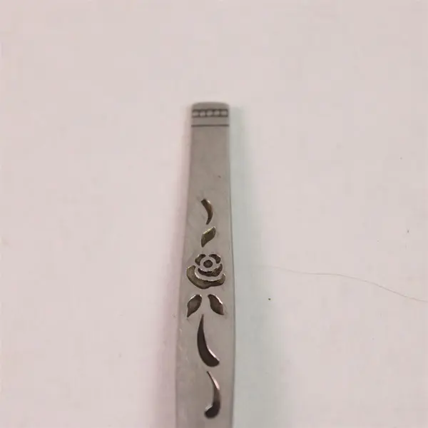 Lot Of 7 Oneida Silver Rosewood  (Stainless) Flatware Salad Forks 6.5" Long