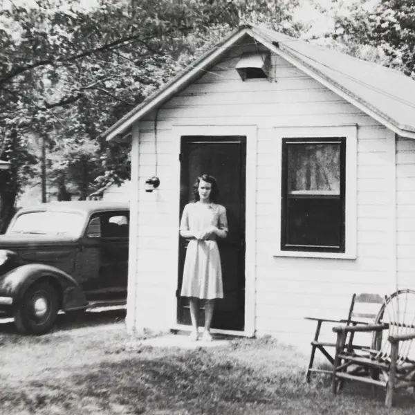 Vintage 1948 Photo Moats Camp No 2 Cabin Vermilion Ohio Doris Morris Honeymoon