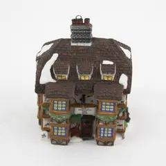 Department 56 Inc Charles Dickens Heritage Sir John Falstaff Inn Ornament 1995