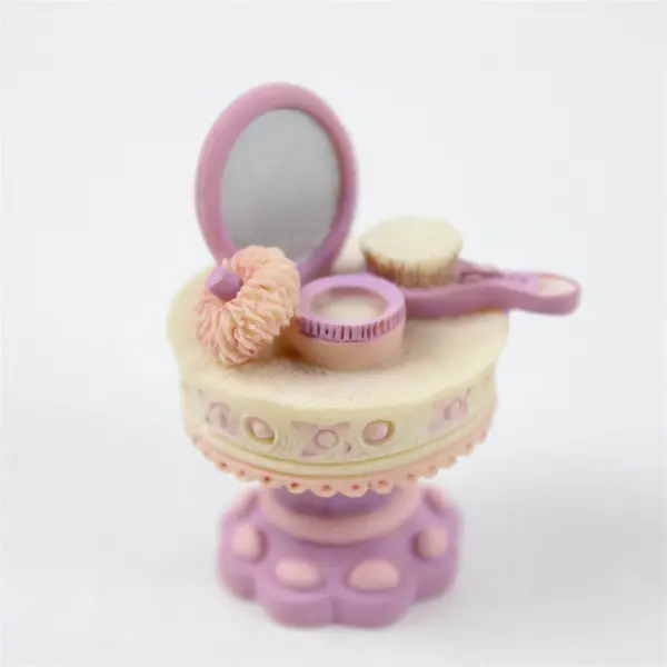 Vintage Daisy Duck Figurine with Vanity Disneyana Collectible