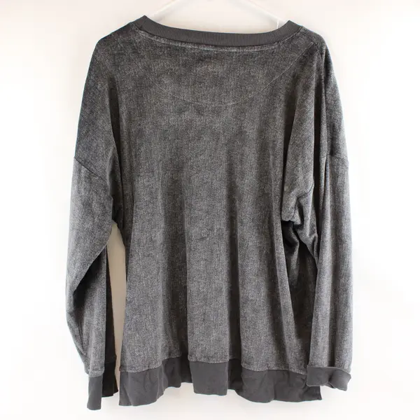 Secret Treasures Gray Fuzzy Long-Sleeved Pajama Top Women's XL 16-18