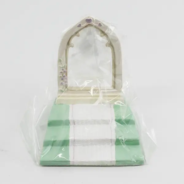 1989 PRECIOUS MOMENTS Mini Bridal Party Stairstep Arch With Box