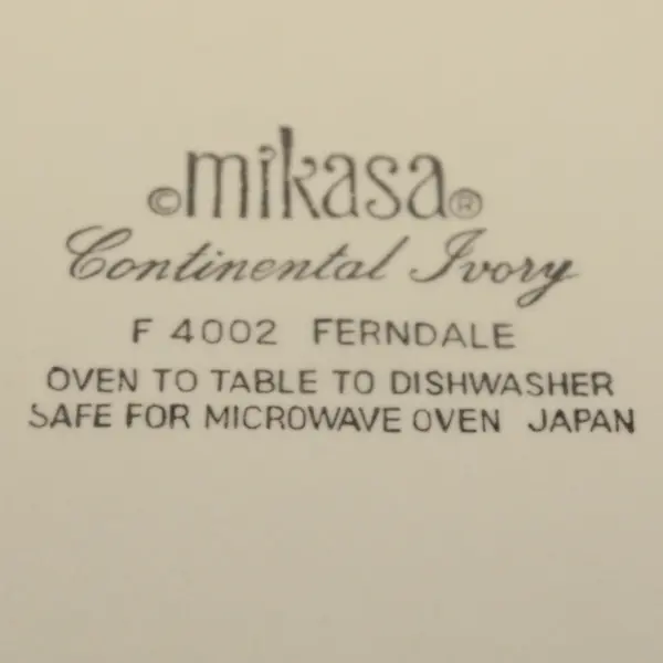 Lot Of 3 Mikasa Ferndale Pattern Square Ceramic Plates (2 Dinner, 1  Salad)