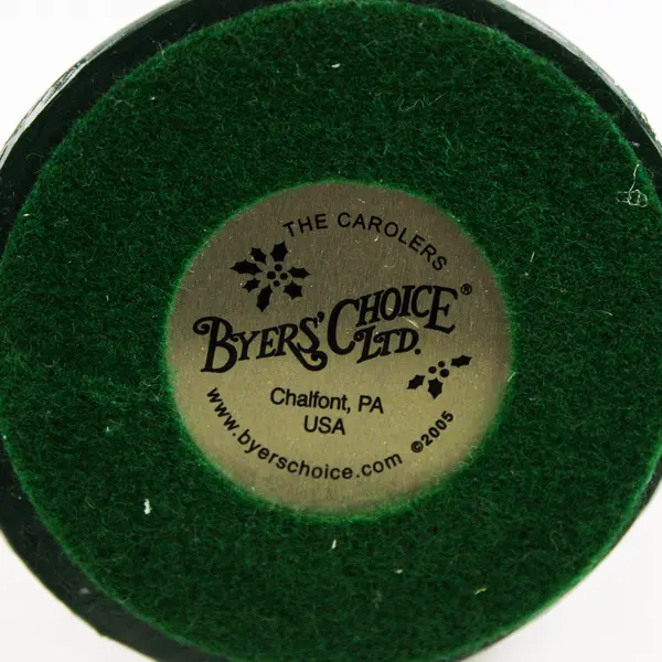 Byers Choice Ltd The Carolers Golden Retriever W/ Popcorn Garland Figurine #2005