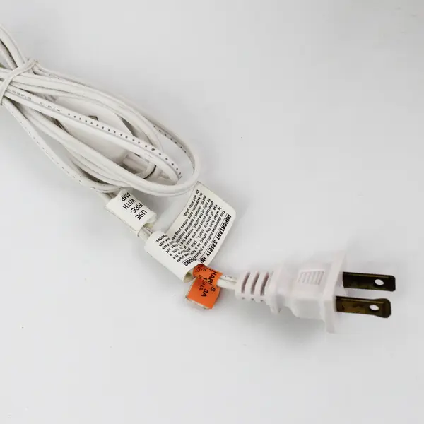 Enesco Friends Of The Feather Ceramic Light Up House Figurine Karen Hahn 1996