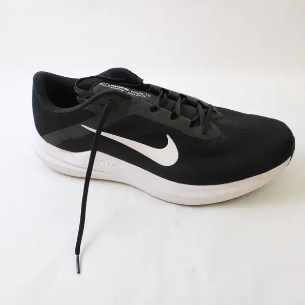 Nike Winflo 10 Black/White Athletic Tennis Shoes DV4022-003 Men's Size 14