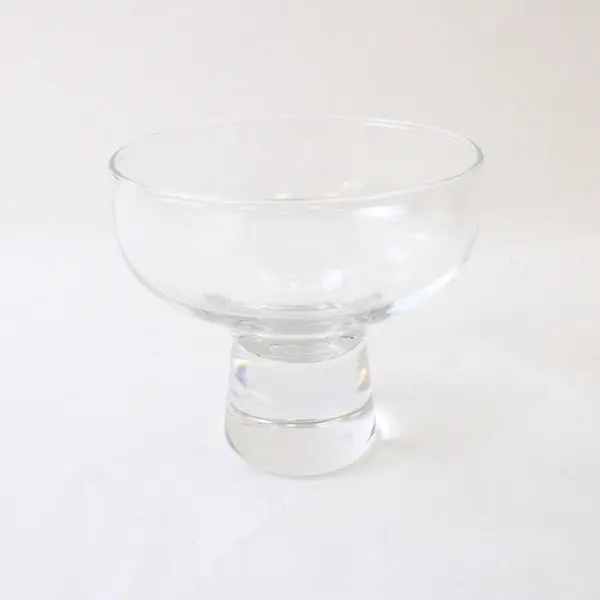 Lot Of 4 Unbranded Unmarked Matching Clear Glass Candle Holding Cups 3.5" Tall