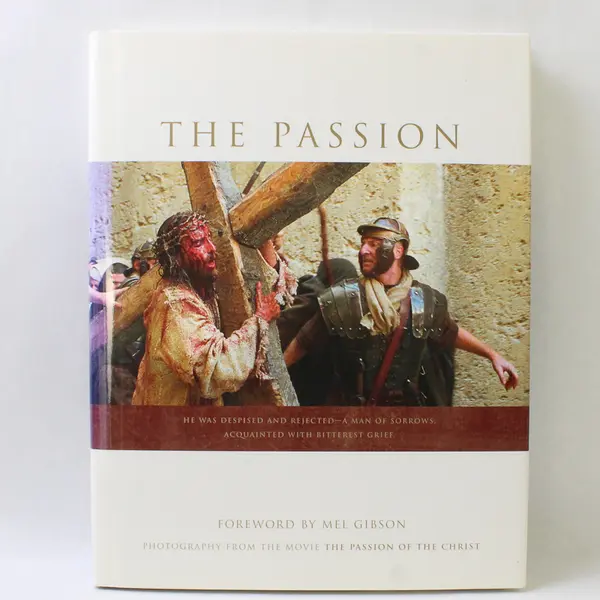 The Passion 2004 Hardcover DJ Photos From the Movie Passion of the Christ Good