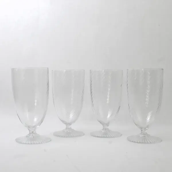 Lot Of 4 Unbranded Unmarked Matching Clear Glass Tumbler Glasses 6.25" Tall
