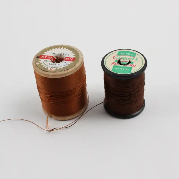 Lot of 5 Brown Sewing Thread Spools Assorted Shades Quilting 