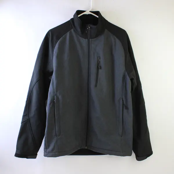 Kirkland Signature Men's M Gray/Black Softshell Fleece Lined Jacket