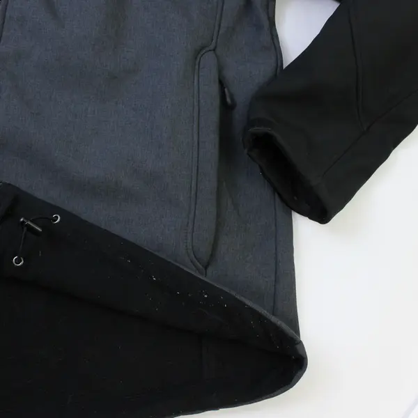 Kirkland Signature Men's M Gray/Black Softshell Fleece Lined Jacket