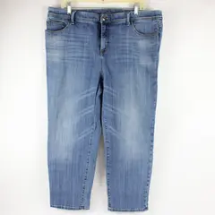 Chicos Women's 38x25 (16-18) Medium Wash So Slimming Girlfriend Crop Jeans