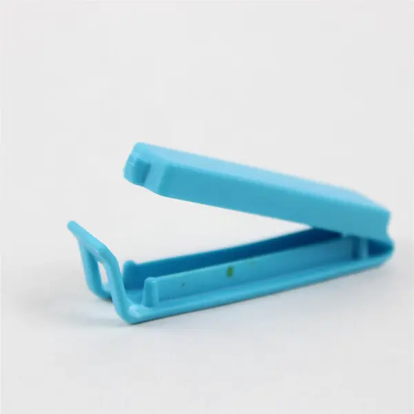 Lot of 10 Assorted Reusable Kitchen Bag Clips Sealers for Pantry