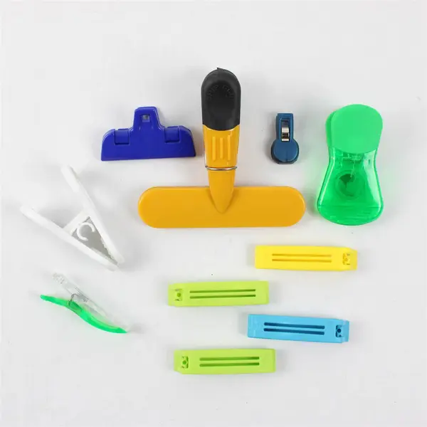 Lot of 10 Assorted Reusable Kitchen Bag Clips Sealers for Pantry