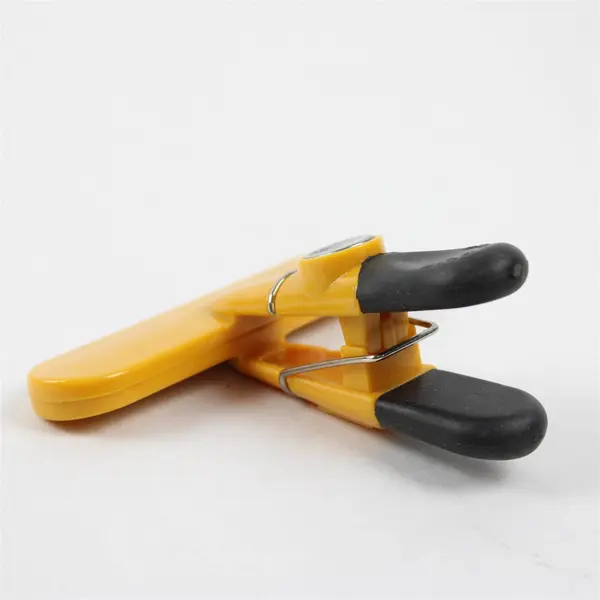 Lot of 10 Assorted Reusable Kitchen Bag Clips Sealers for Pantry