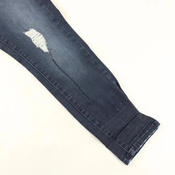 Arizona Jean Co Women's 14 Dark Wash Stretch Distressed Skinny Jeans