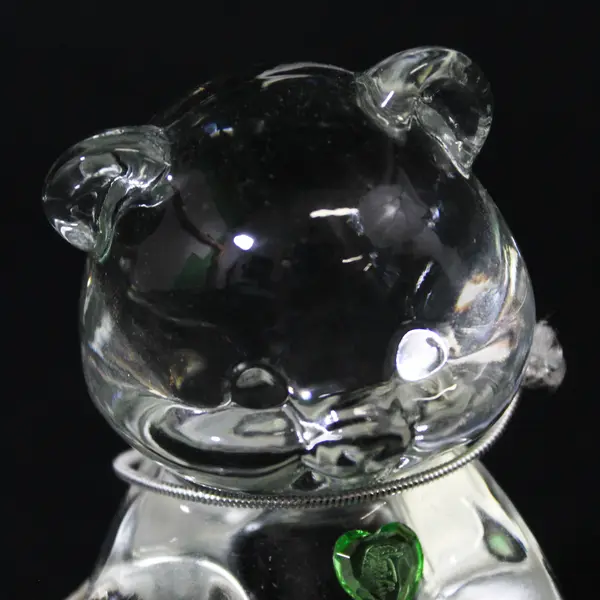 Fenton Handcrafted August  Lion Hearted  Glass Bear W/ Peridot Heart And Tag