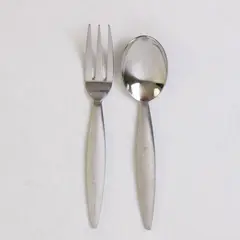 2 Pottery Barn PBN22 Pattern 18/8 Stainless Teaspoon Salad Fork Rare HTF Pat