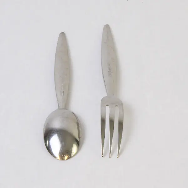 2 Pottery Barn PBN22 Pattern 18/8 Stainless Teaspoon Salad Fork Rare HTF Pat