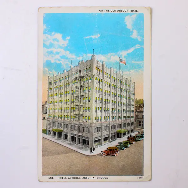 Hotel Astoria Oregon On The Old Oregon Trail Color Litho Postcard 1920s 