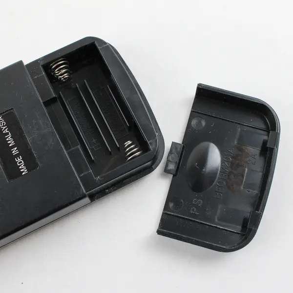 Unbranded TV/Video Cassette Recorder Battery Operated Remote Untested 2 AAA