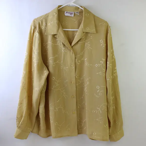 Vintage Joanna Plus Women's 1X Gold Embroidered Button Down Long Sleeve Blouse