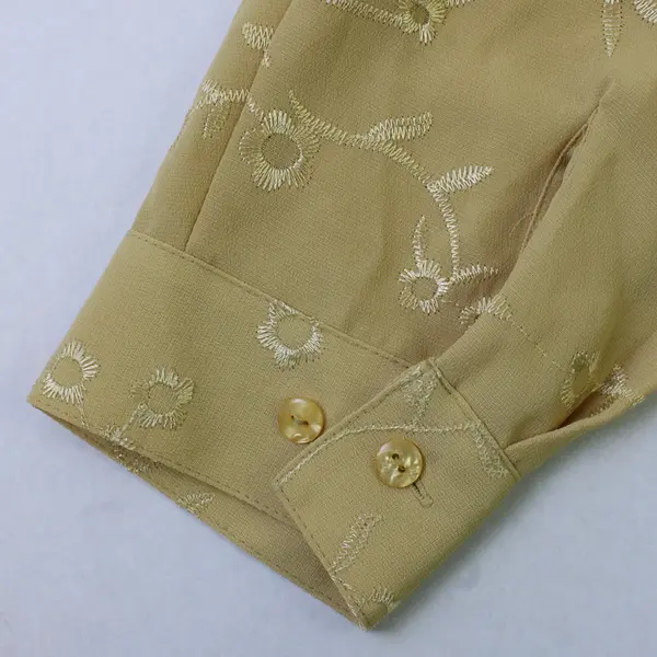 Vintage Joanna Plus Women's 1X Gold Embroidered Button Down Long Sleeve Blouse