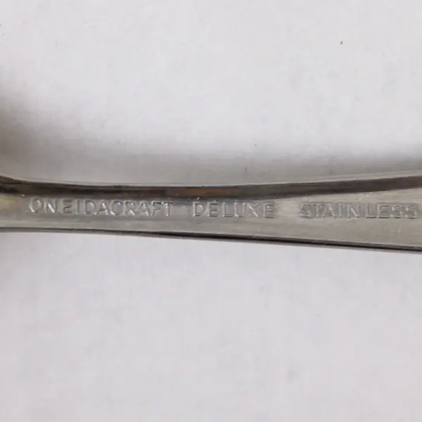 Oneida Silver Accent Pattern Stainless Salad Fork Diamond Slot 6.25" Good