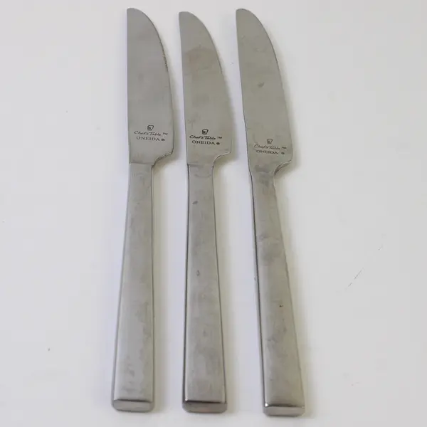 Lot of 3 Oneida Silver Chef's Table Pattern 18/0 SS Solid Dinner Knives 9.5" 