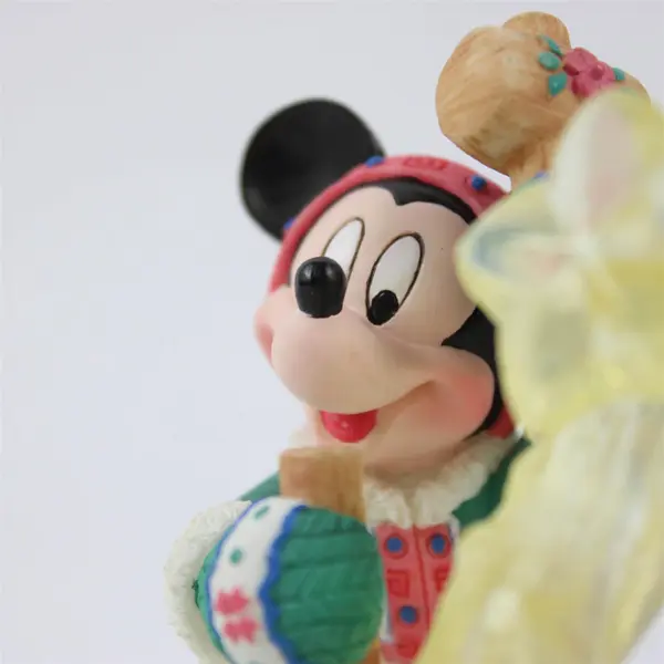 Enesco Mickey "Wishing You A Dream Come True" Ice Carving Figure 195626