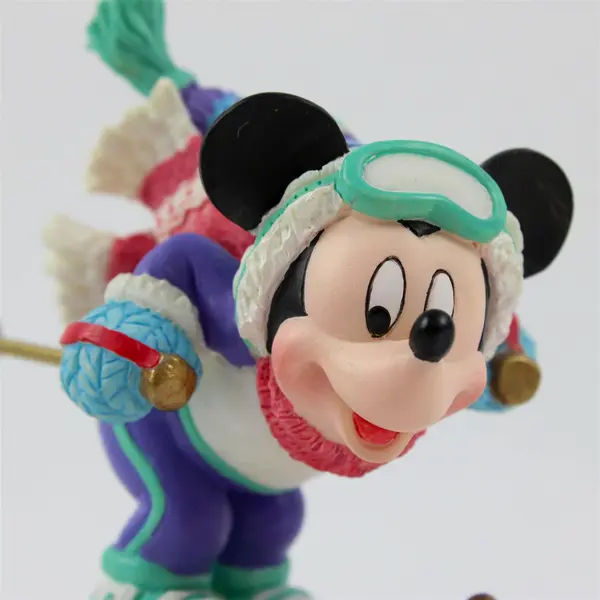 Walt Disney Mickey & Co Wonderful Winterland Ski Ornament 653012
