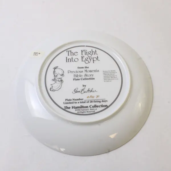Hamilton Collection Flight Into Egypt 1992 Collector Plate 7.5" Precious Moments